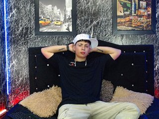 I'm 20 Years Of Age, At BongaCams I'm Named Santysex19, I Am A Blonde