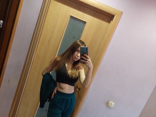 I'm A Webcam Seductive Woman And I'm 22 And I Am A Brunette