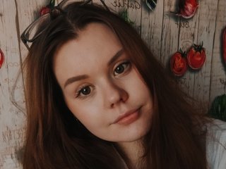 My Age Is 18 Years Old! A Sex Chat Cute Sweet Thing Is What I Am