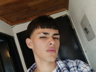 I Am Named FelipeDuran And My Age Is 18 Yrs Old