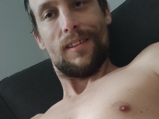My BongaCams Name Is Hansmen23, I'm 33 Years Of Age! I Am A Blonde