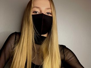I'm A Live Cam Appealing Female And I Am A Blonde
