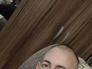 I Am A Blonde And People Call Me Cirkon1984! I Live In Bratislava