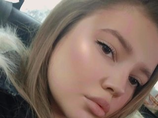 People Call Me LittleGirl22, A Live Chat Good-looking Hottie Is What I Am