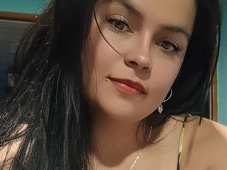 My Age Is 24 Yrs Old! Santanderiana Is Where I Come From And I Am A Brunette