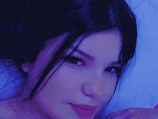 I'm A Camming Gorgeous Hottie, My Age Is 20 Years Old