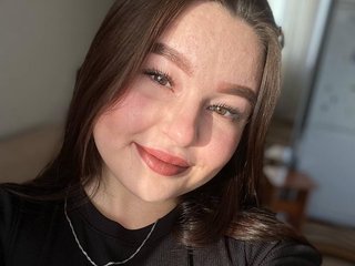 A Camwhoring Easy Bimbo Is What I Am, I'm 19 Years Old, I Am Named Iris-hot