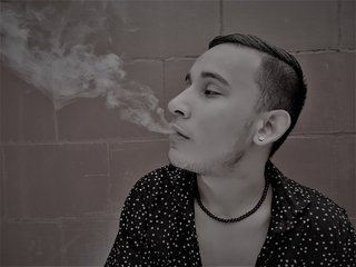 I'm 20 Yrs Old And Venezuela Is Where I Come From