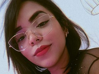 I Am A Brunette! I'm A Live Webcam Sensual Bimbo