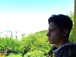 I Am Named Anton-blader! I Am A Brunette