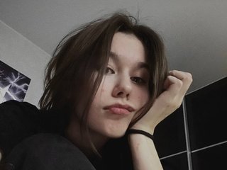 I'm 18 Years Of Age And I Am A Brunette, A Webcam Suave Woman Is What I Am 2