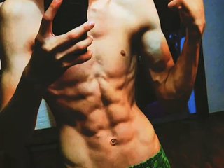 My Name Is Armani203s And I'm 20 Years Old, I Am A Brunette