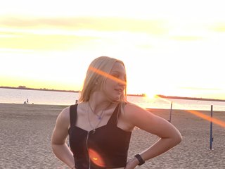 I Am Named Honey-cherry And I Am A Blonde And My Age Is 18 Years Old