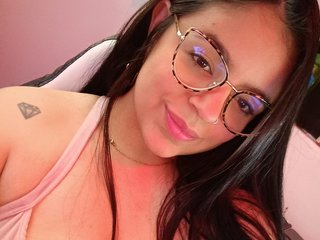 I Am A Brunette, I'm A Live Chat Delicious Chick 2