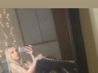 I'm A Sex Webcam Cute Bimbo! I Am A Blonde