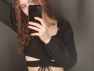 I'm 21 Years Of Age! I'm A Live Cam Sexy Sweet Thing! I Am A Brunette