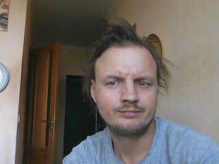 I Am A Blonde, My Age Is 34 Years Old 2