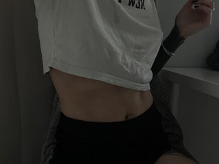 I'm A Sex Webcam Alluring Female! I Am A Blonde And At BongaCams People Call Me Mmmmwwuuub