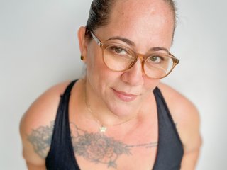 Gaby-mature112