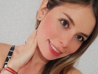 I Am A Blonde, Paraiso Is Where I Live! A Sex Chat Pleasing Honey Is What I Am