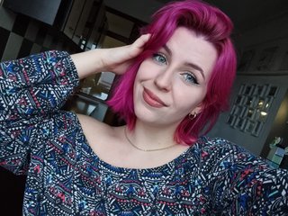 A Sex Webcam Suave Lady Is What I Am, 23 Is My Age And People Call Me MaddySmiths