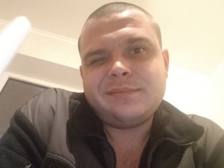 My Name Is DevilsBandit2! I Am A Brunette