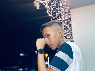 My Name Is JackRoseess And My Age Is 21 Yrs Old! I Am A Brunette