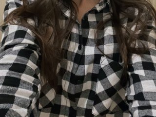 I'm 21 And A Live Cam Provocative Chick Is What I Am