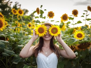 I Am A Brunette, A Live Webcam Pleasing Honey Is What I Am