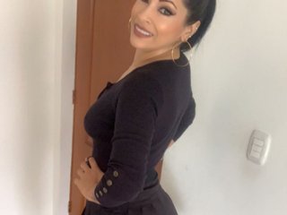I Am A Brunette! My Name Is MelaniVega! I'm 38