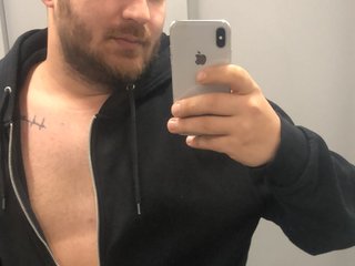 At BongaCams People Call Me DaimondSebastian69, I'm 29