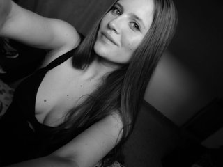 I'm A Live Chat Easy Female And At BongaCams People Call Me Myss-kay And I Am A Blonde