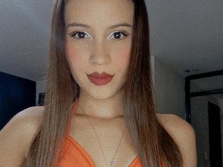 My BongaCams Name Is AprilRosse! I'm A Live Chat Appealing Lady, I Am A Brunette