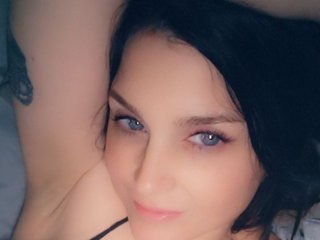 My Name Is Foxy420! I'm A Sex Webcam Desirable Gal