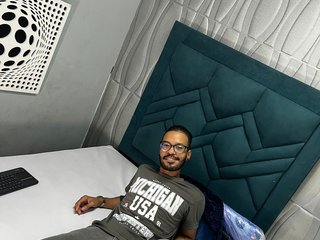 People Call Me ArmandoBuitrago And 28 Is My Age