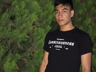 I Am A Brunette, My Model Name Is Juandavid181