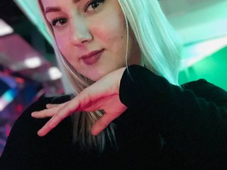 I Am A Blonde, 25 Is My Age! A Sex Webcam Irresistible Chick Is What I Am