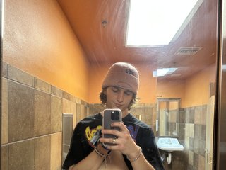 At BongaCams People Call Me Jbkeepsgoing And I Am A Redhead, I Am From Orlando