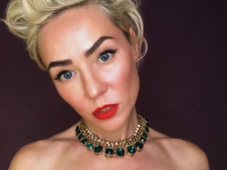 I'm A Camwhoring Alluring Female, I'm 30 Years Old And My BongaCams Name Is Sonya-Fry