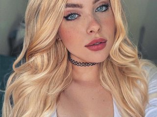I Come From Your Dreams, I'm 19 And I Am A Blonde