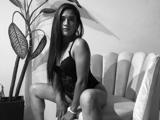 I Am From Colombia! My Name Is Marianaacevedo And I'm 33