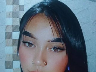 I Am A Brunette, I'm A Live Chat Seductive Lady