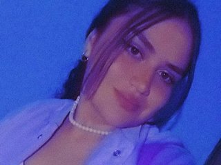 I'm 18 Yrs Old And I'm A Webcam Luscious Hottie