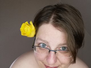 41 Is My Age And My BongaCams Model Name Is ChubbyAngel81