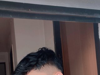 I Am A Brunette! My Name Is Petitedrew