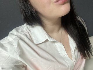 I'm 25 And My Model Name Is KrisLaCute