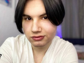 I'm A Camming Hot Transsexual, I'm 18