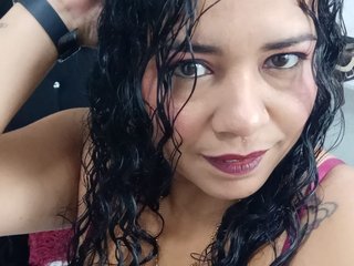 I Am A Brunette And I'm A Camming Pleasing Sweet Thing 2