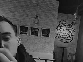 I'm 25 Years Of Age! My BongaCams Name Is HolyWhite111