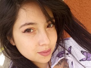 I Am A Brunette! My BongaCams Name Is Reihot And I Come From Latina
